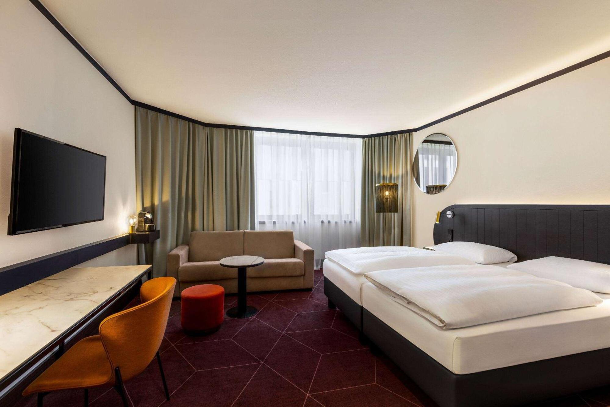 Vienna House By Wyndham Diplomat Prague Hotel Exterior photo